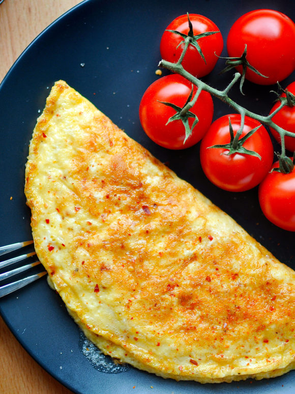 Chilli-omeleta so syrom